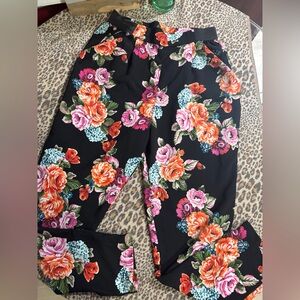Ambiance Apparel Women’s Polyester Black & Floral Print Pants size small